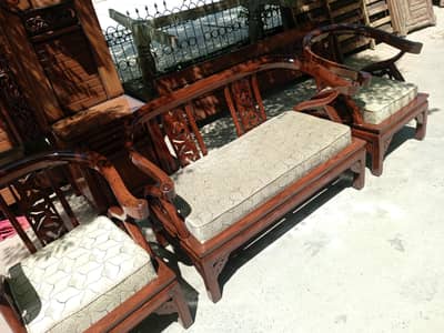 Out class beautiful design for 4 seater sofa in shishm wood