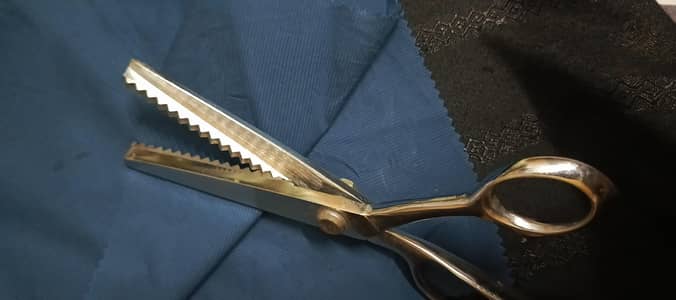 Zigzag Scissor 