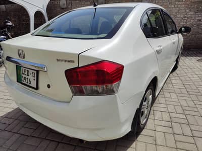Honda Cityl Model 2013 (Urgent Sale)