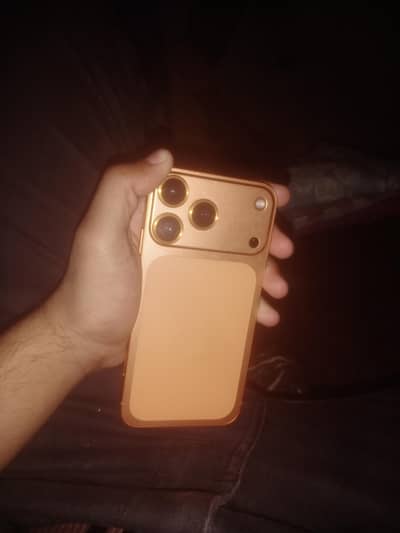 I phone xr converted 17 pro max