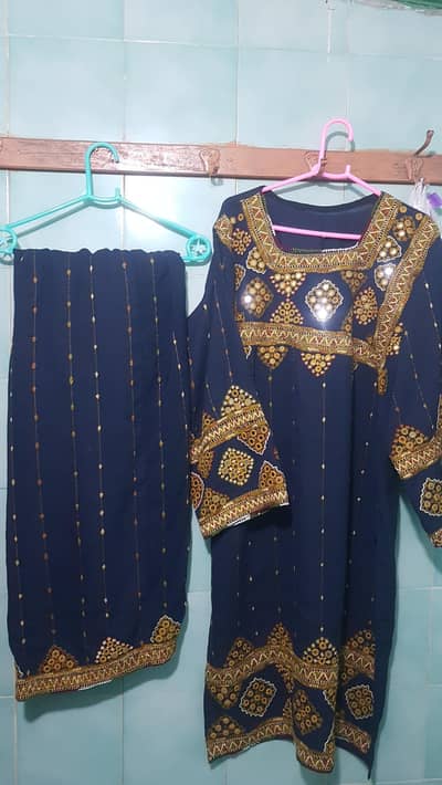 Navy blue 2-piece georgette embroidered suit (kurtai & shalwar)