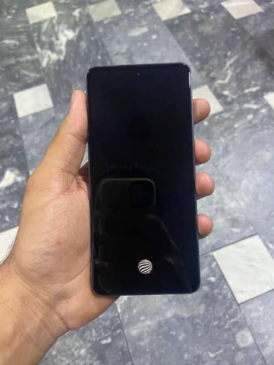 vivo v27e 8+8/256 8/10 condition  03017000687 Whatsapp me