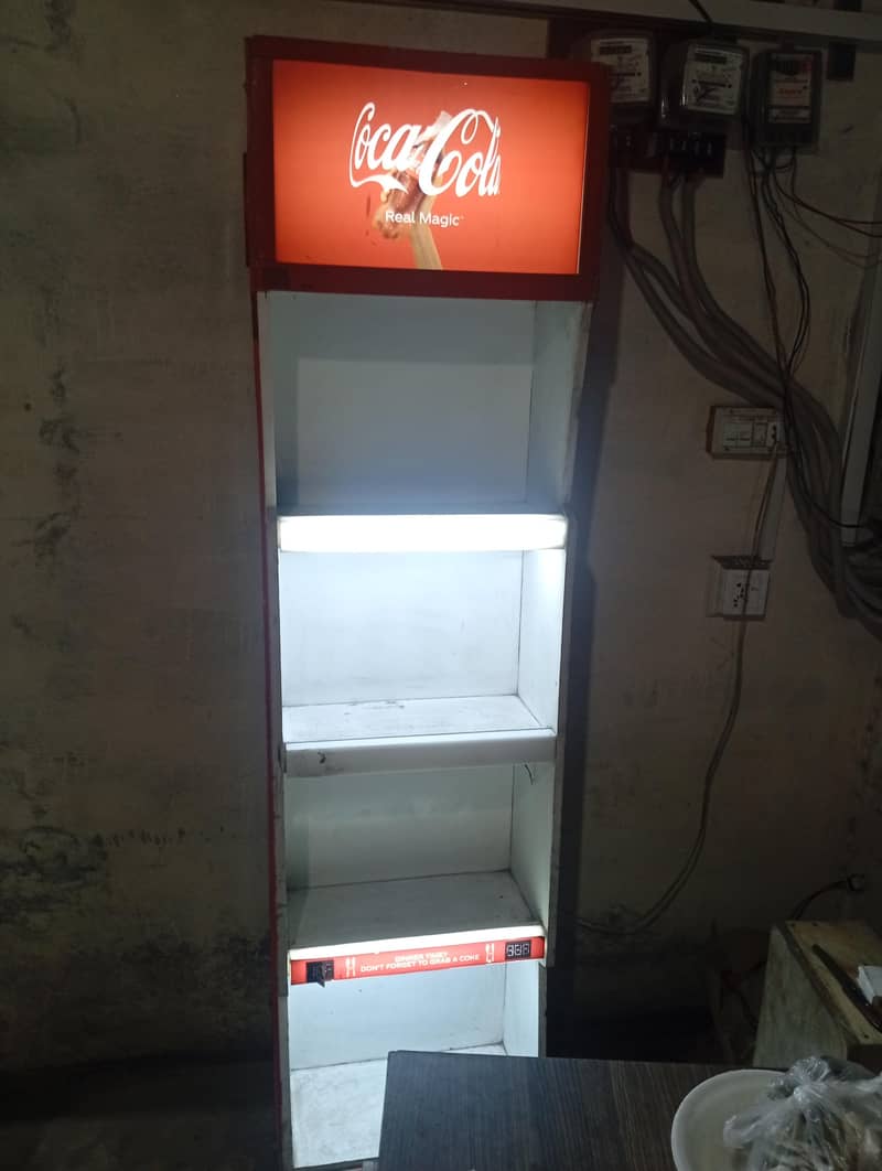 دو ڈسپلے سٹینڈ 0