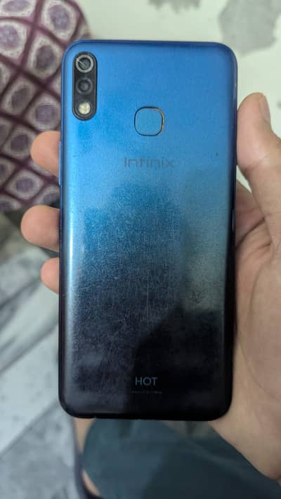 Infinix hot 8 lite