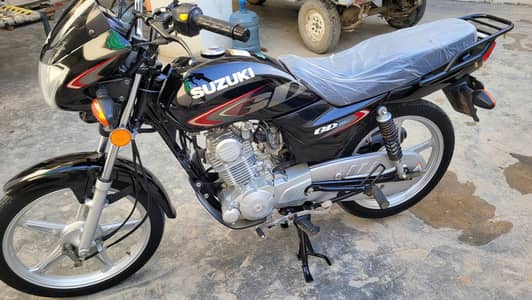 Suzuki 2025 model first owner cplc clear