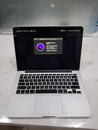 Apple MacBook Pro 2015 (8GB RAM / 256GB SSD) UK import