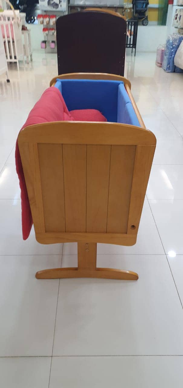 baby cot 0