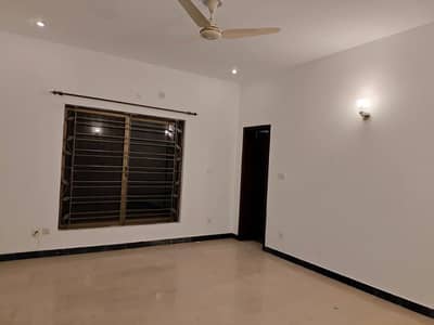 1 Kanal Upper Portion For Rent In F-10 Islamabad