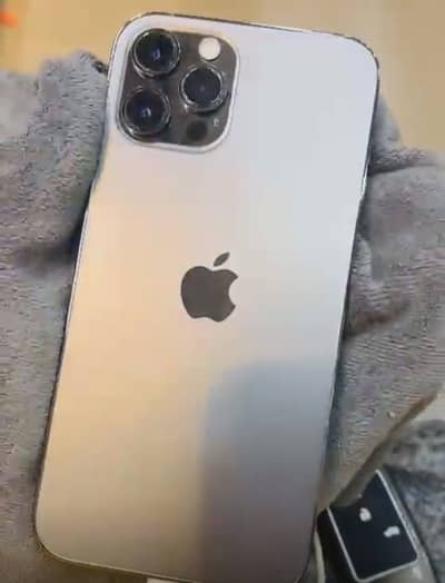 iPhone 12 Pro 128 gb with box