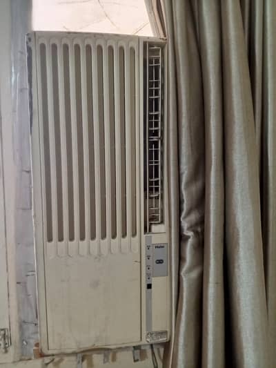 Window Ac Prime Condition Reasonable price