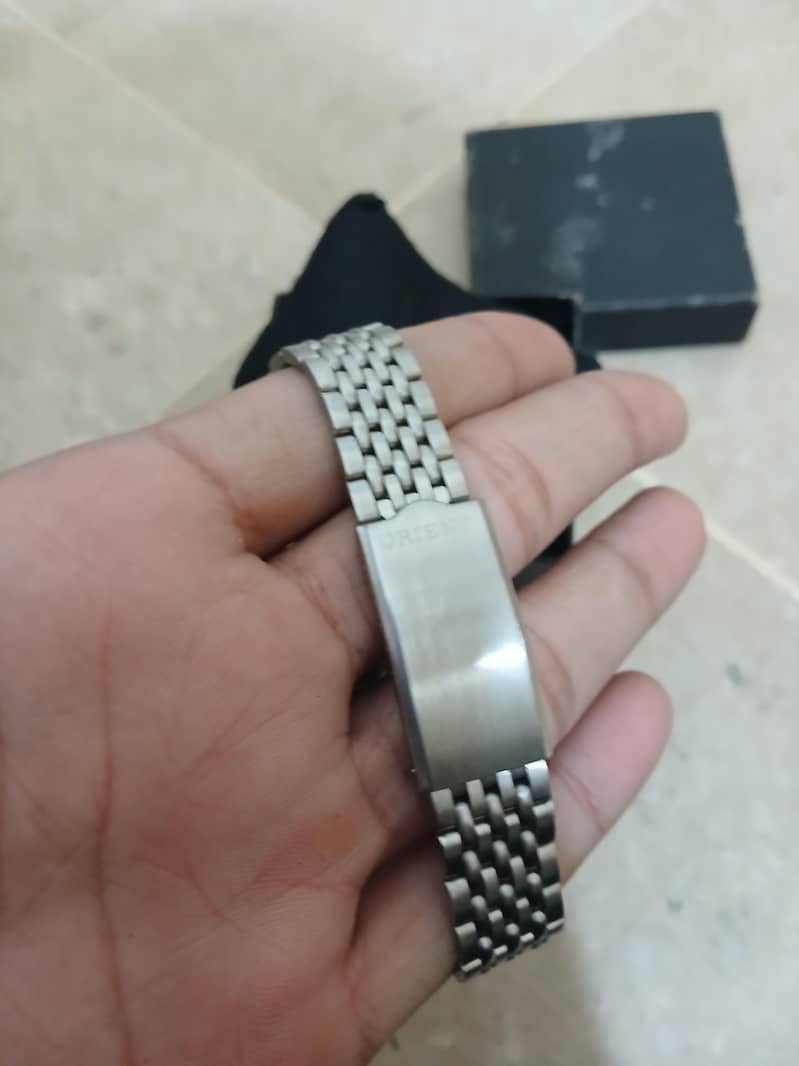 orient 1