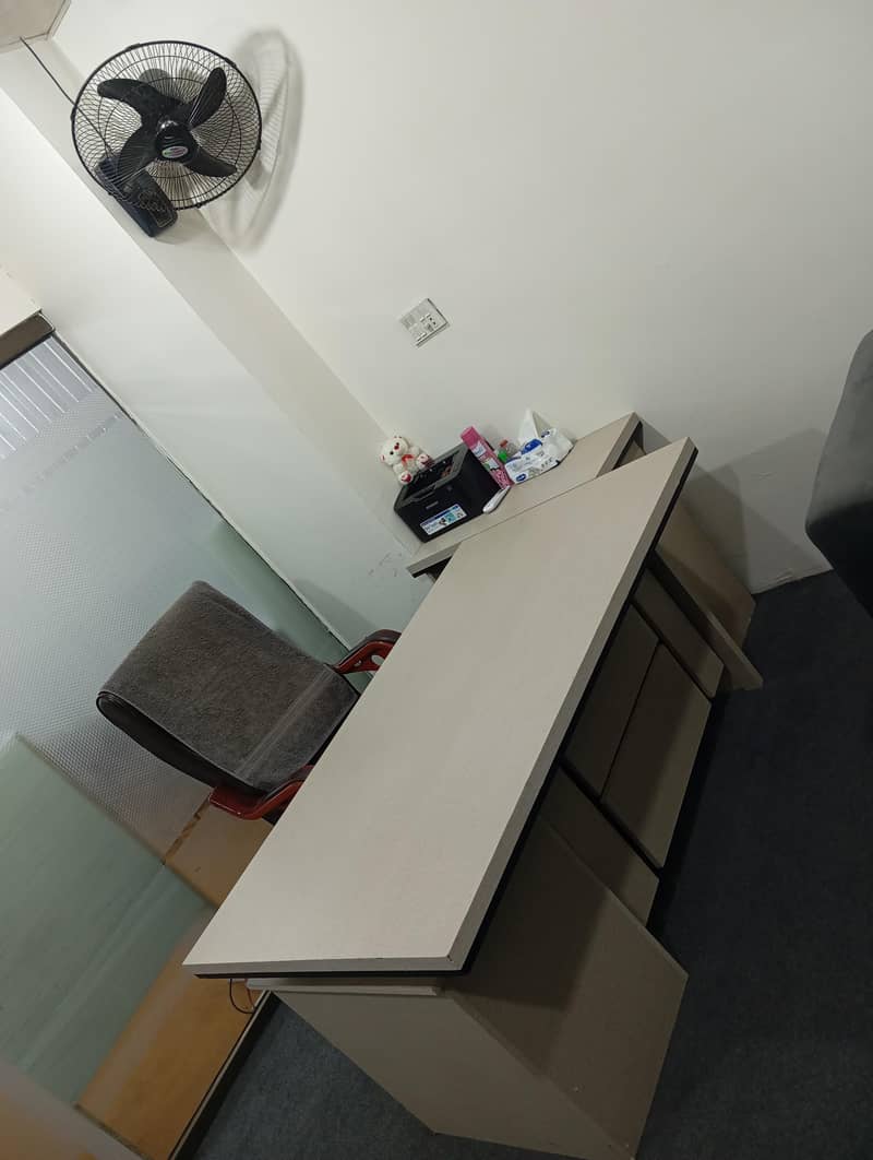 Executive Table and side table, Manager table , office table 0