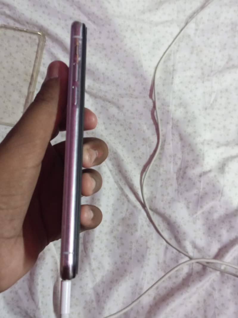 IPHONE X WITHOUT A SINGLE SCRATCH 4