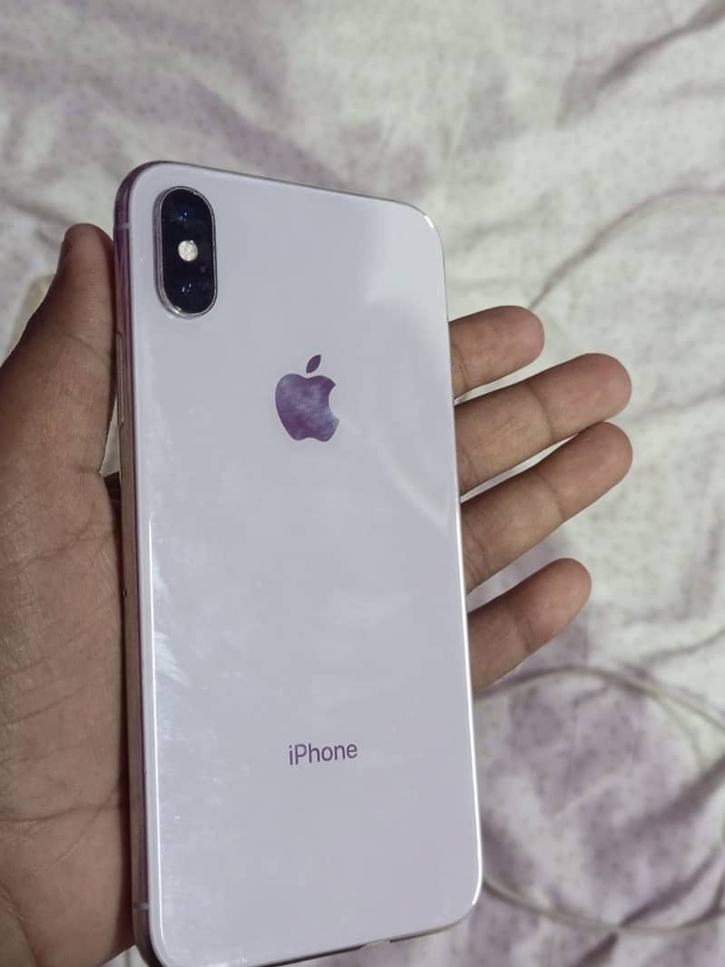 IPHONE X WITHOUT A SINGLE SCRATCH 6