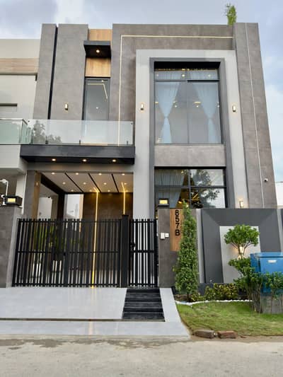 A Luxurious Bungalow with 100 Ft. Wide Approach Excellent Location