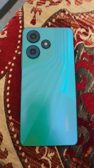 Infinix hot 30 good condtion 10/09