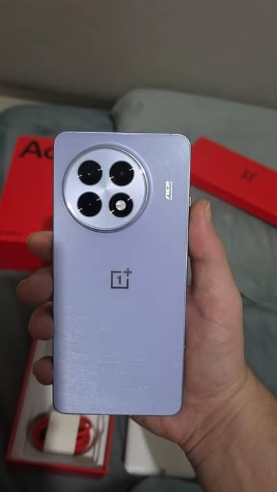 OnePlus ace 5 pro 12/256 gb