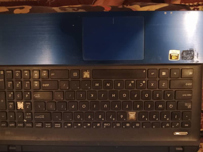 Laptop 8