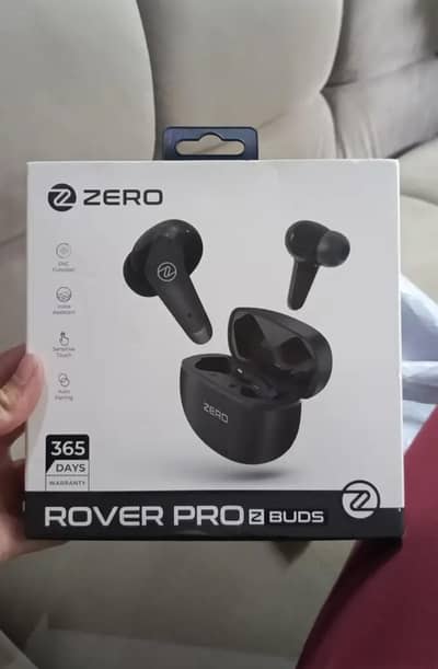 Zero rover pro earbuds 0 time used bilkul new hai