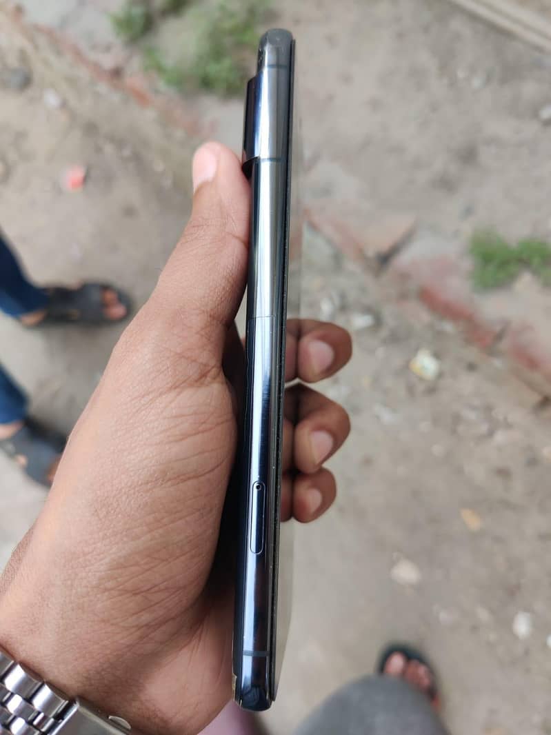 Google pixel 8 pro 3