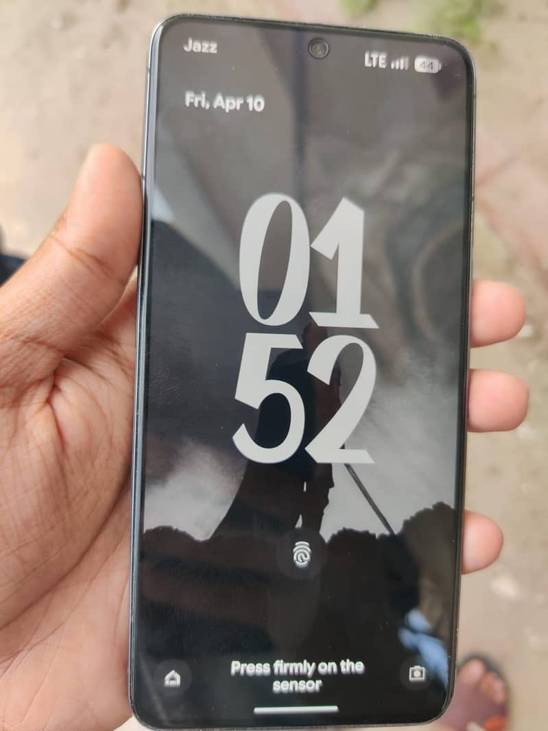 Google pixel 8 pro 4