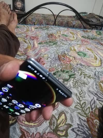 It's Sharp Aquos R6 lush condition  ( not r9 )