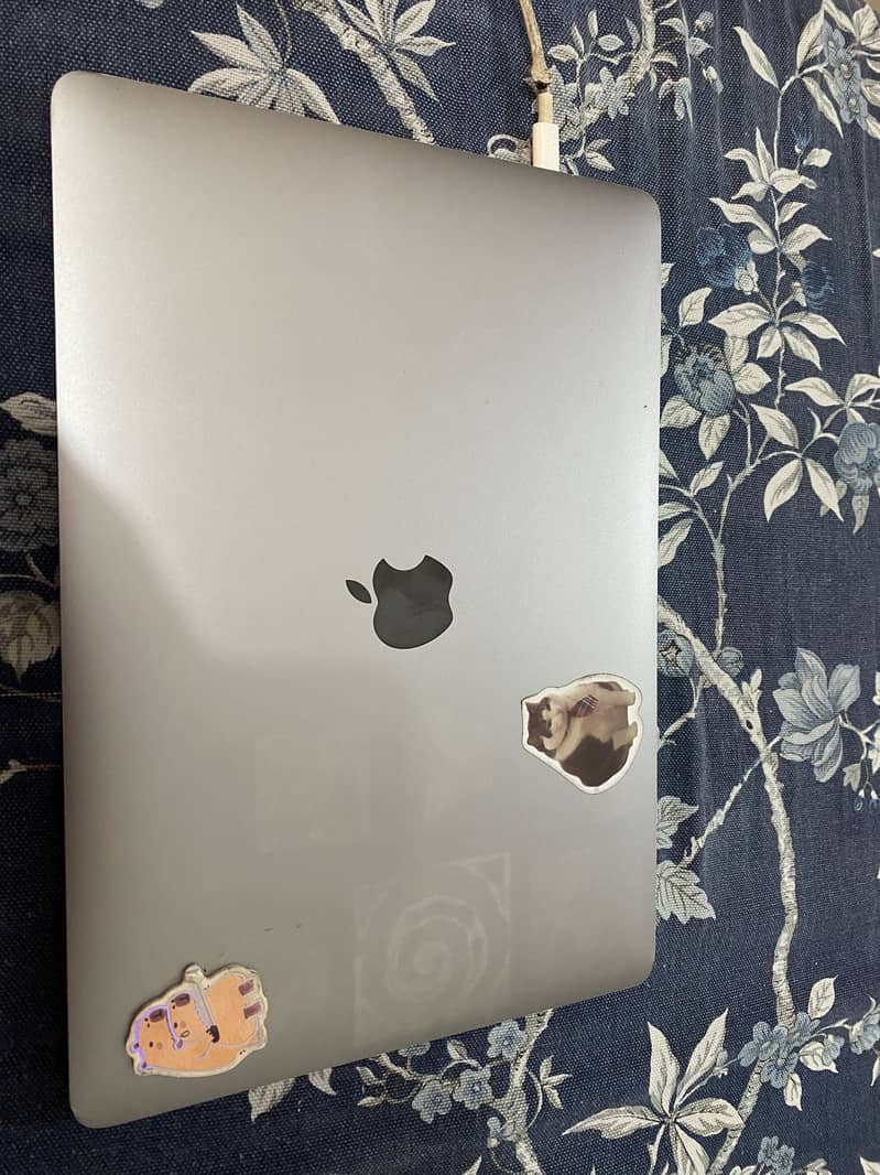 MacBook Pro 2016 13-Inch 1