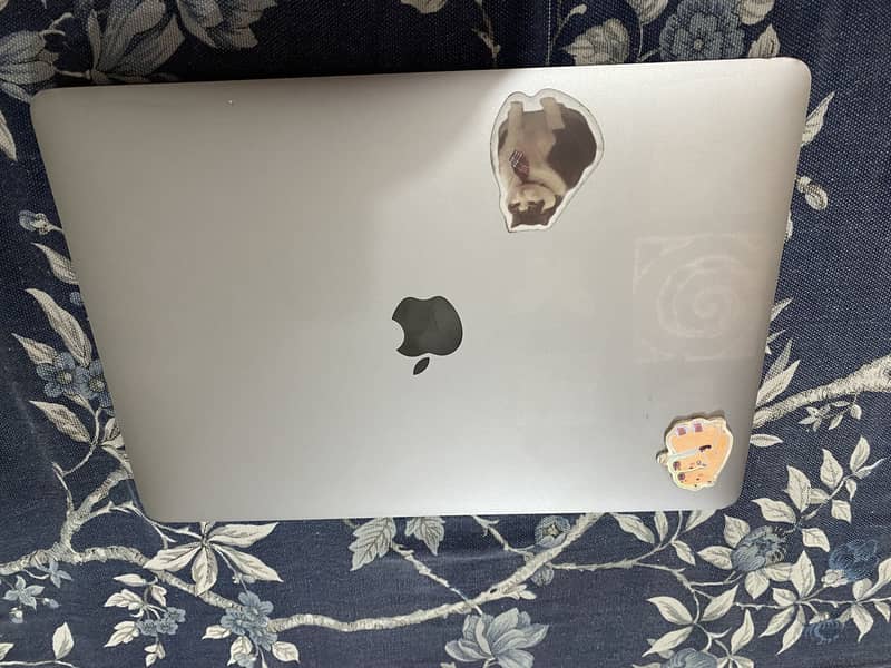 MacBook Pro 2016 13-Inch 8