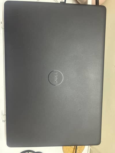 DELL Inspiron 3501