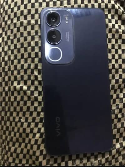 vivo y19s original PTA approve he dual sim 6 128gb he 50mega pixel c