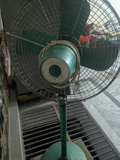 padistal fan for sale