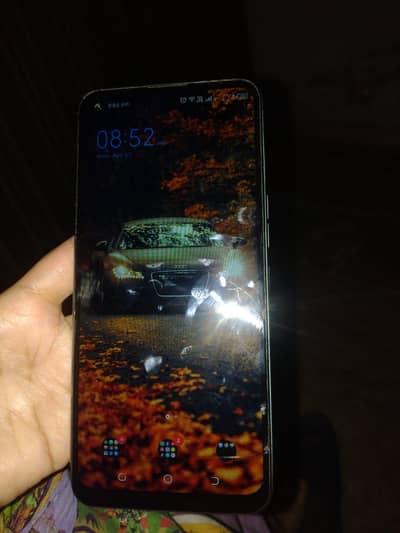 5000mh ki battery hai camera result bhi saf hai