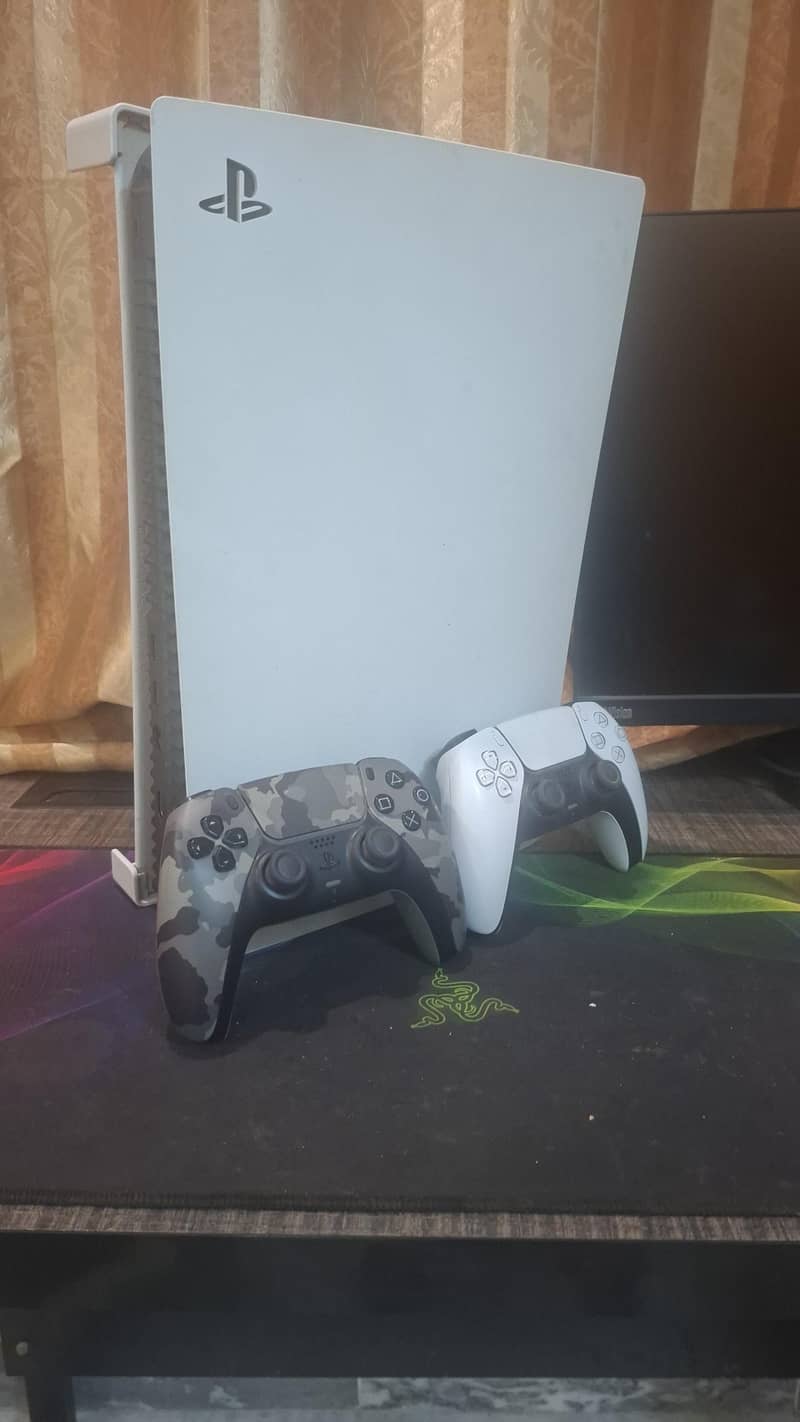PS 5 UAE version 10/10 Condition 0