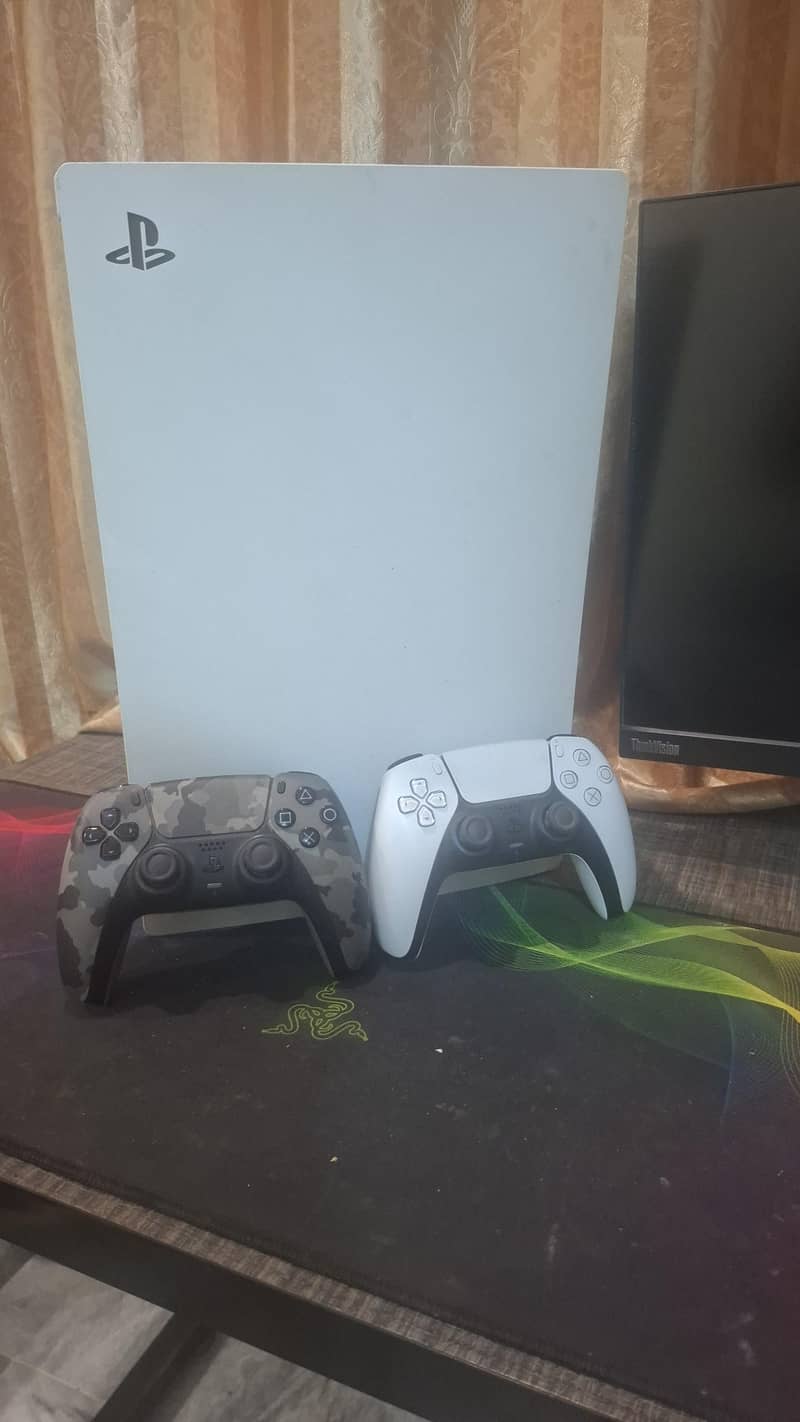 PS 5 UAE version 10/10 Condition 3