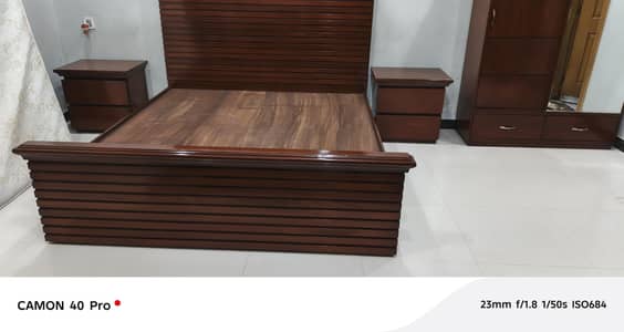 wooden bed set side tables dressing table mattress