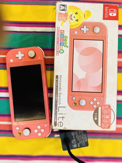 Nintendo Switch Lite (Coral color)