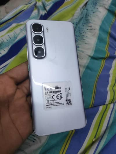 Infinix hot 60 pro+ 16 256