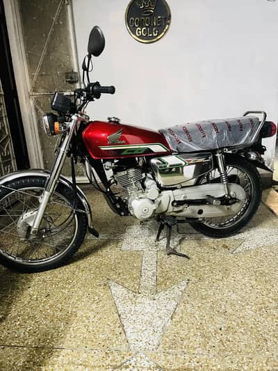 Honda CG125 Special Edition  2023/2024 model. . Engine pack.