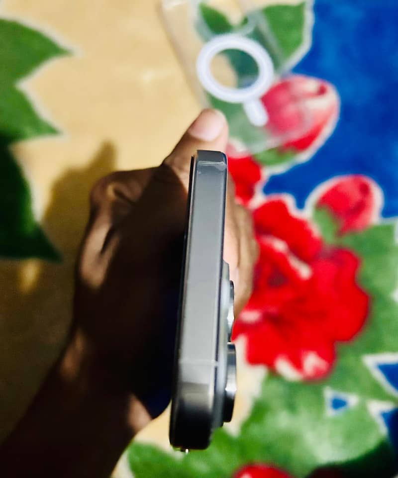 15 pro 4