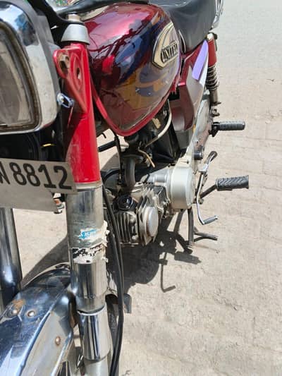 united cd 70 urgent for sale. 03---06--140---90--59