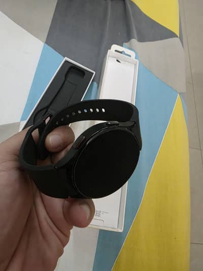 Samsung watch 4