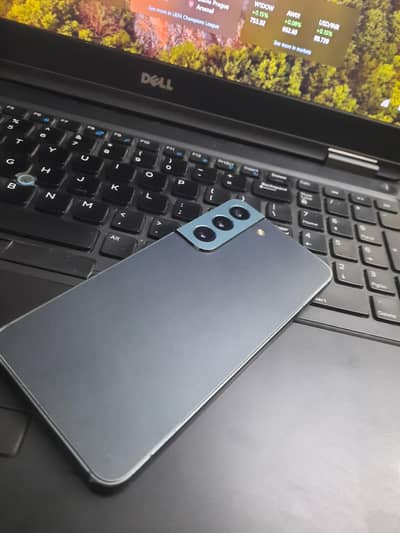 Samsung S22 8gb - 128gb Good Condition