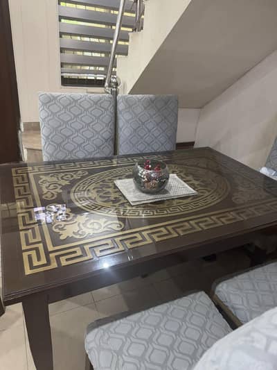 Dinning Table with six chairs