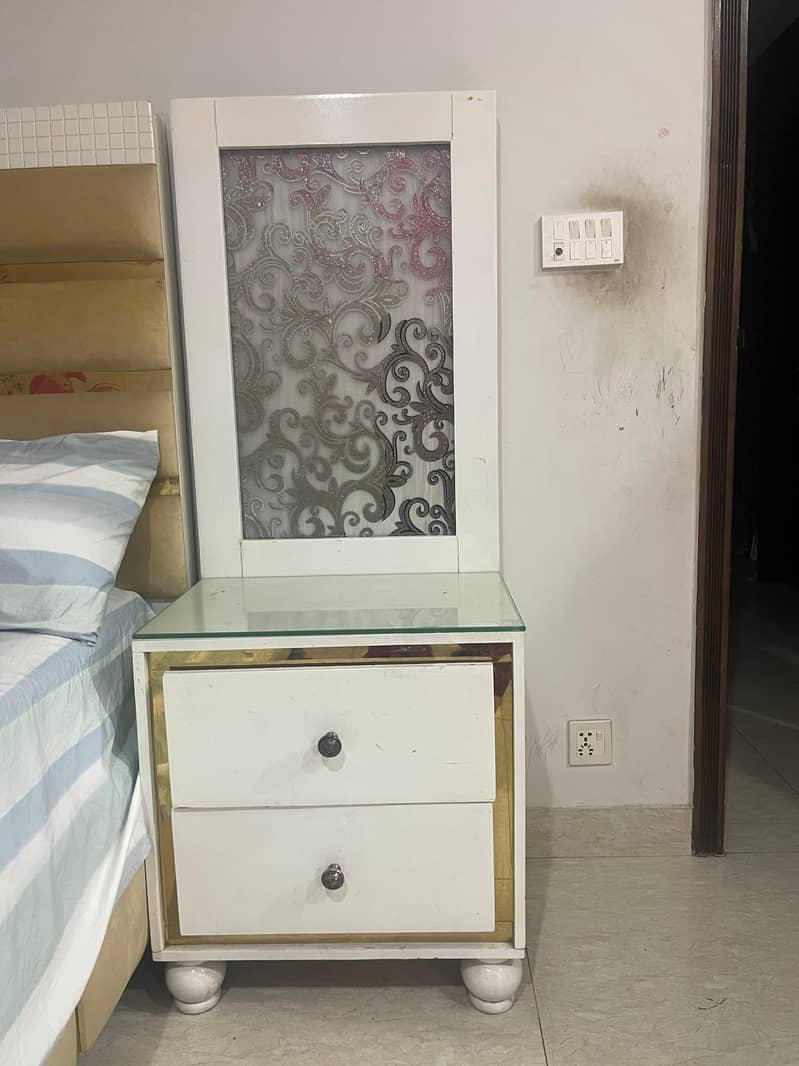 Bed set with Dressing 1