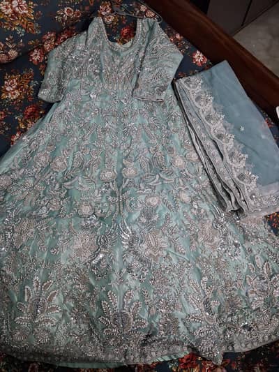 Bridal Maxi only one time use