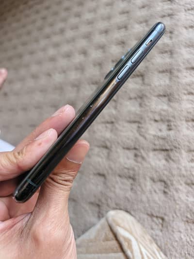 iphone 11 pro official approved mobile phone for urgent sale