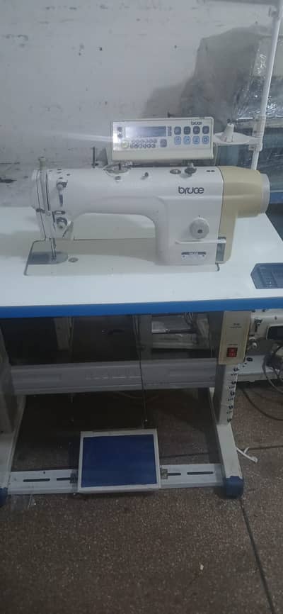 Sewing machine in box pack condition
