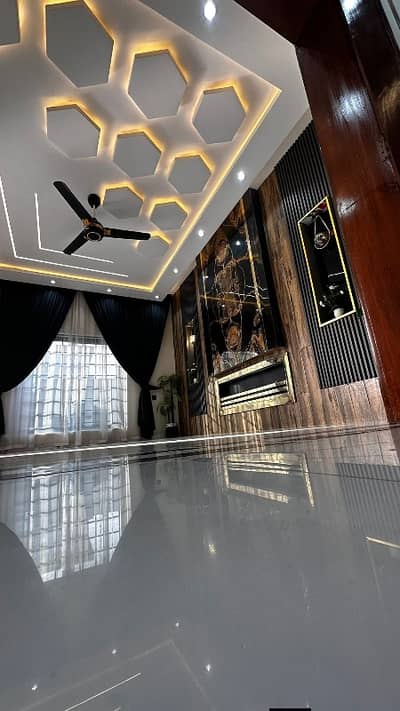 Luck One Apartment 4 Bed DD *Code(16125)*