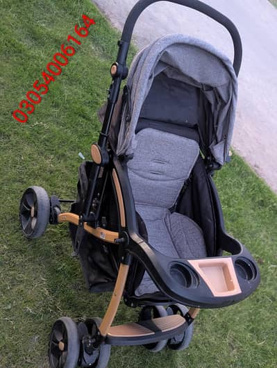 BABY PRAM. ALOMANIAM FRAME. . . .