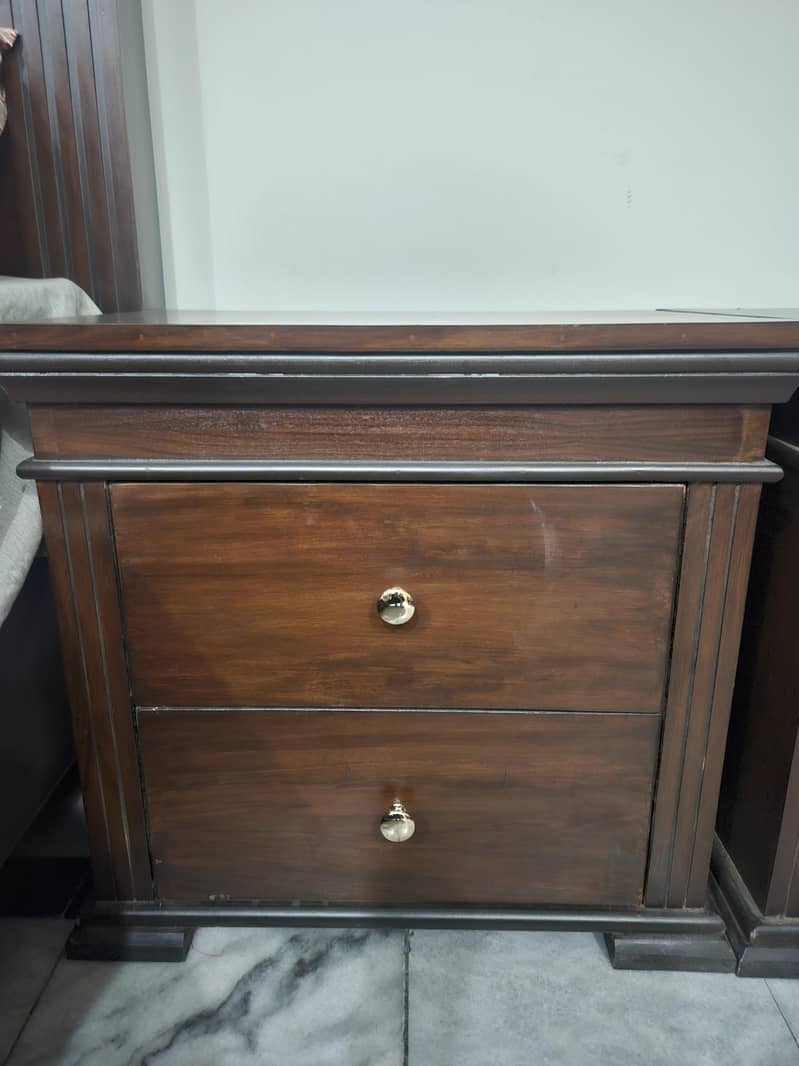 Bed Set With 2 Side Tablet 1